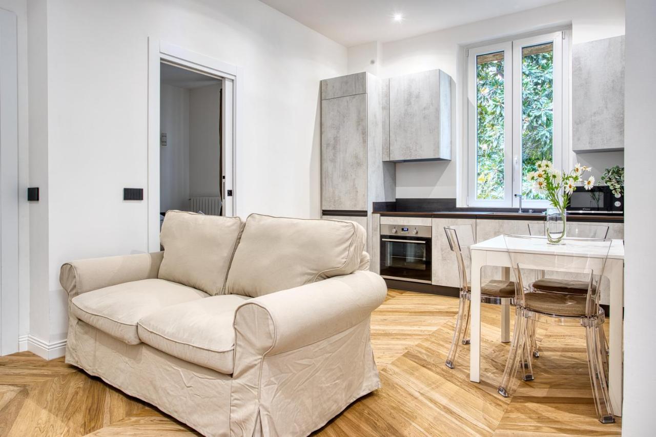 Joivy Stunning Flat With Balcony Apartment Milan Bagian luar foto